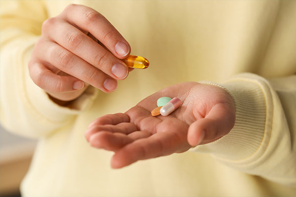 can vitamin d and b12 injection be taken together & Benefits an You Take Vitamin B12