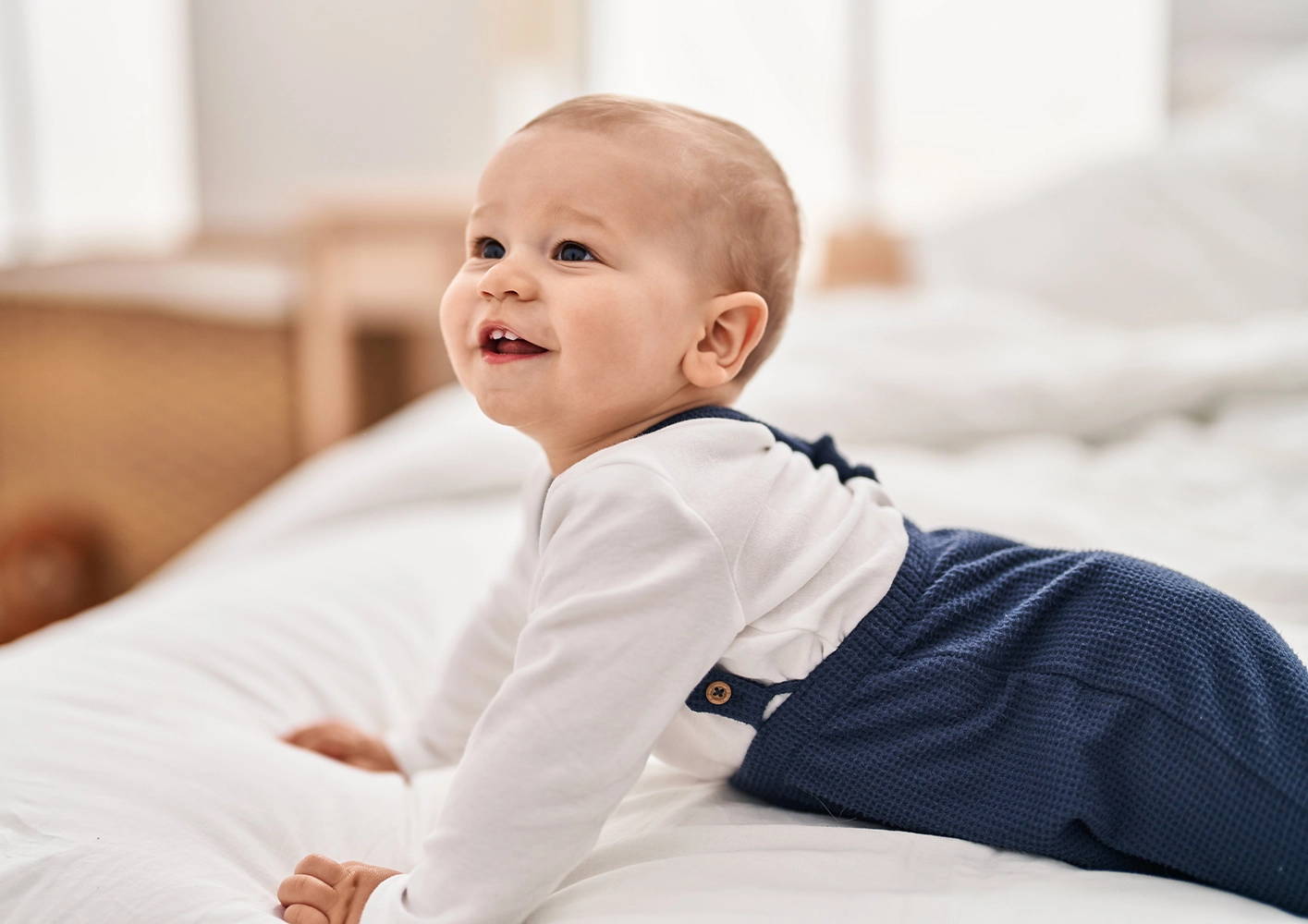 Top 10 most popular baby names