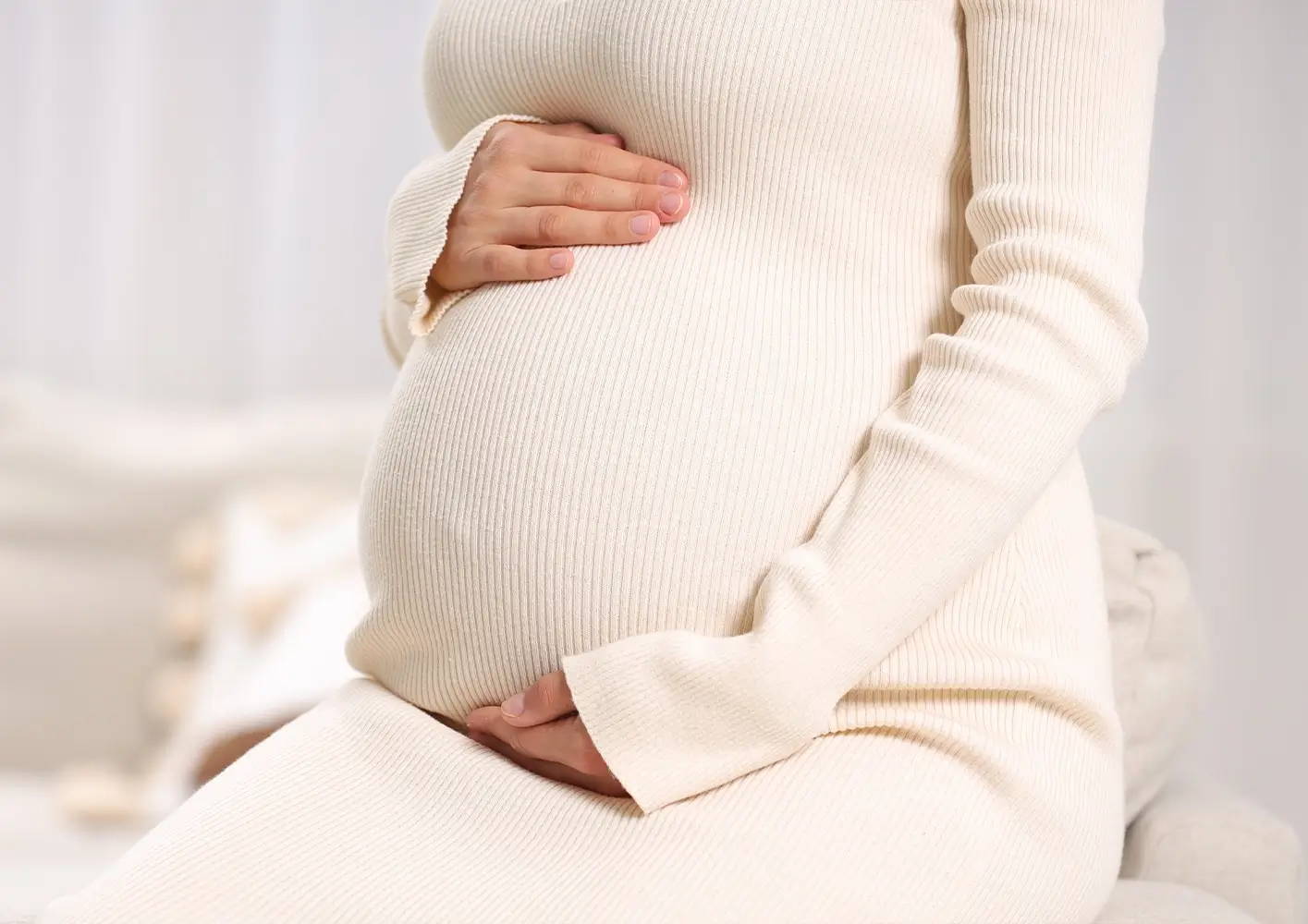 Ask our midwife: what pain relief is available during labour?