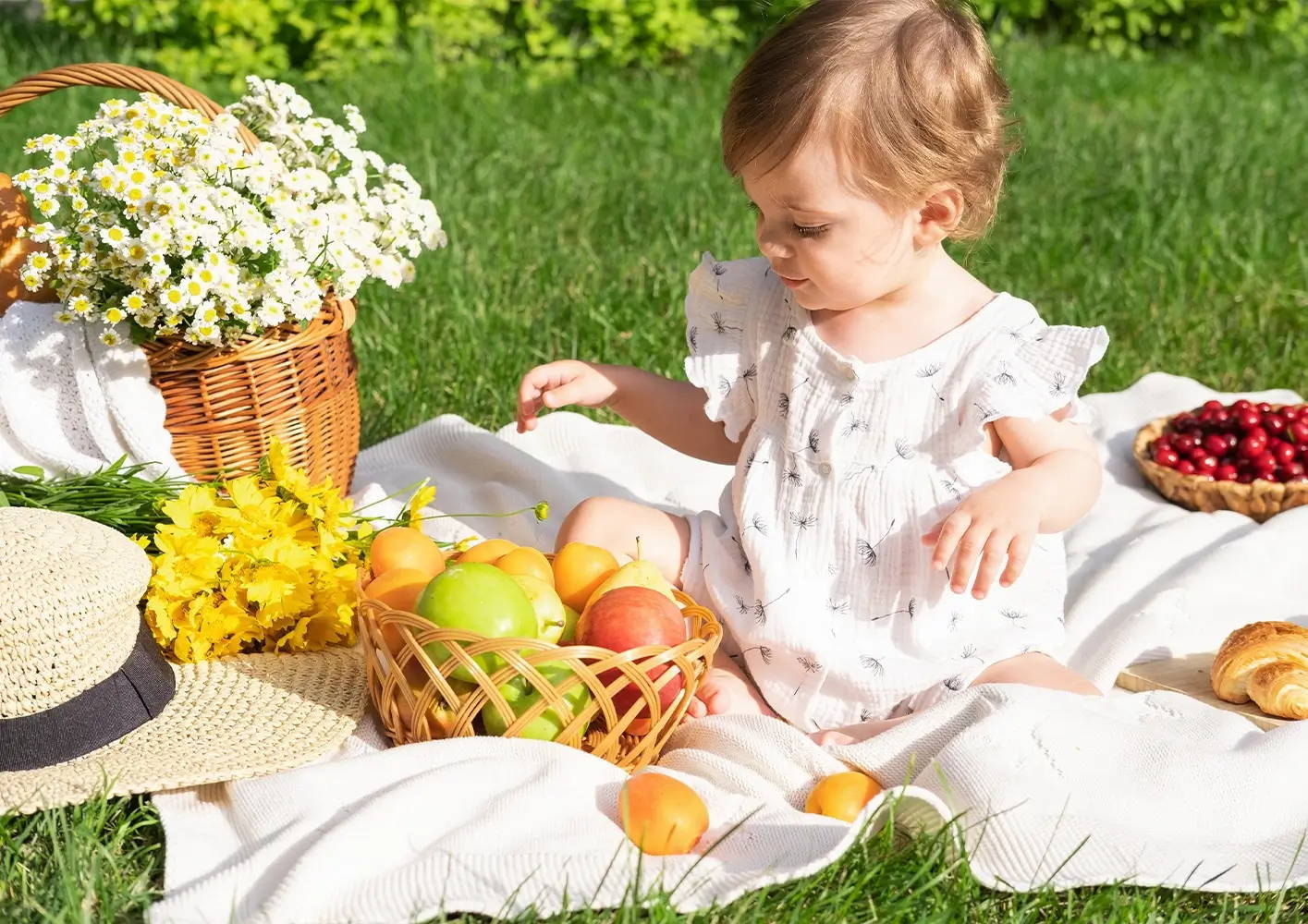 Five tips for a stress-free toddler picnic